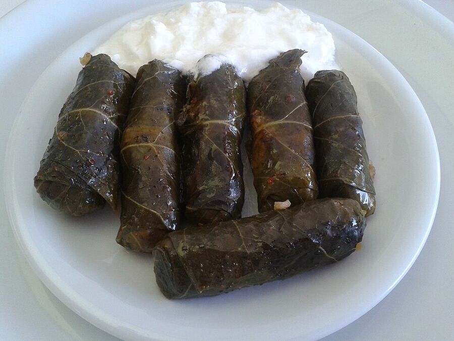 KARA LAHANA SARMA